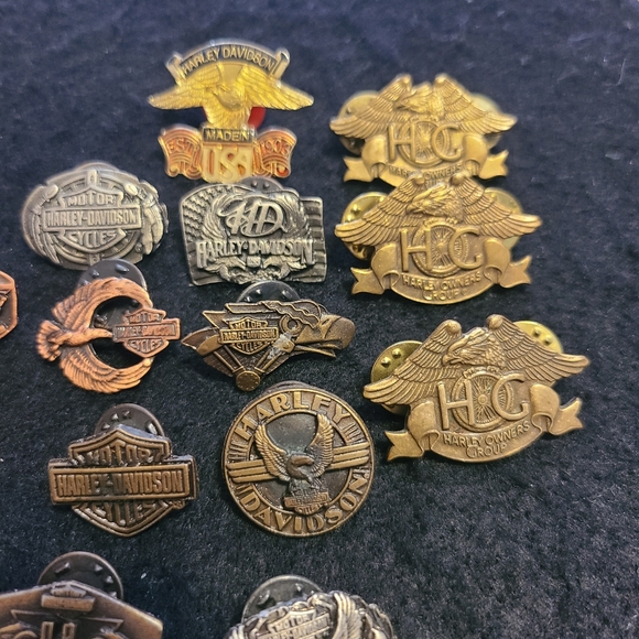 Harley-davidson metal pin lot - Picture 9 of 11